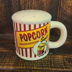 Striped 3.5” Popcorn Salt Shaker with HandlePopcorn Salt Shaker with Red Stripes